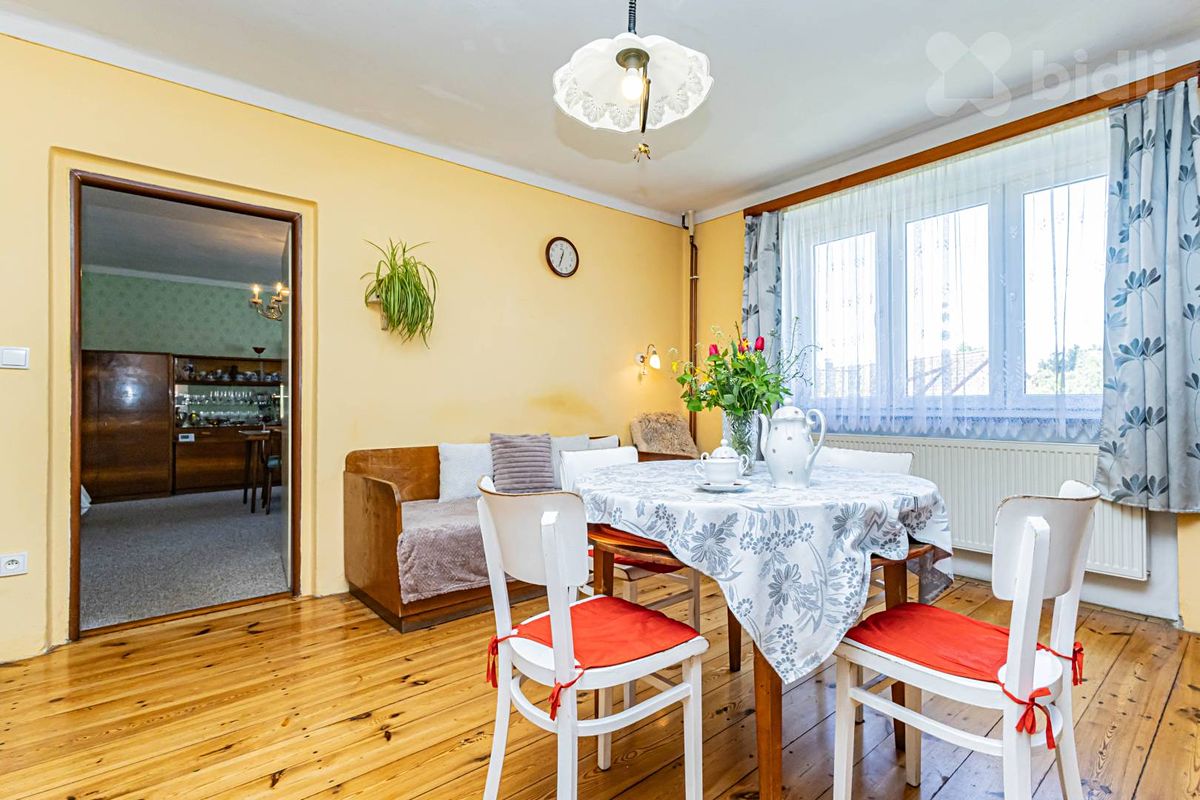 Prodej rodinného domu 250 m², pozemek 3642 m² – fotografie 4