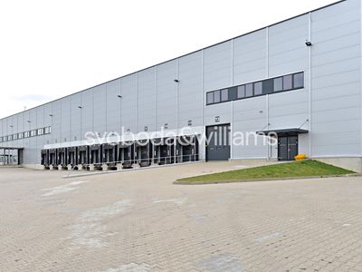 Pronájem skladového prostoru 11122 m²