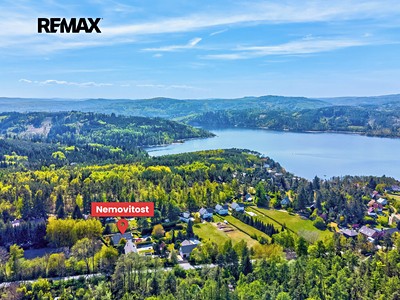 Prodej  rodinného domu 200 m², pozemek 1 242 m²