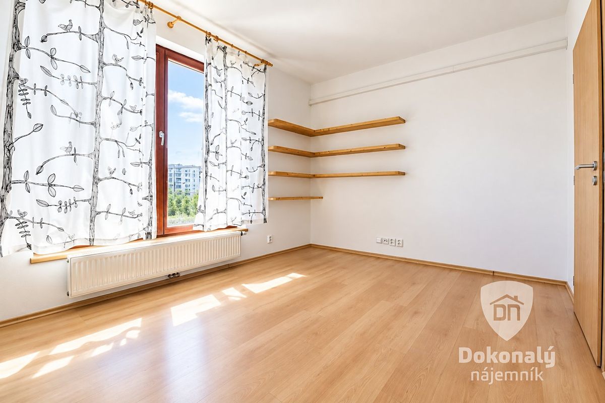 Pronájem bytu 3+kk 65 m² – fotografie 2