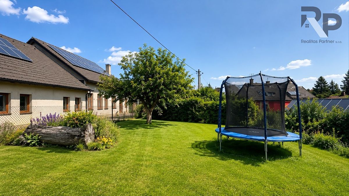 Prodej rodinného domu 319 m², pozemek 1006 m² – fotografie 5