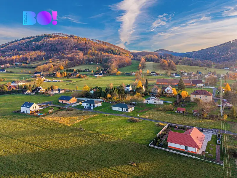 Prodej stavebního pozemku 980 m², Komorní Lhotka – náhled fotky 2