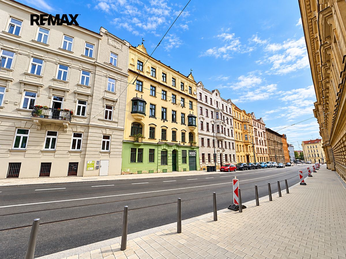 Pronájem bytu 3+kk 82 m²