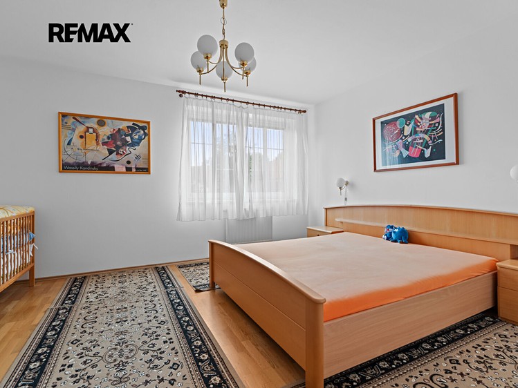 Комерційне приміщення на продаж, 1 050 м² (18 з 52)