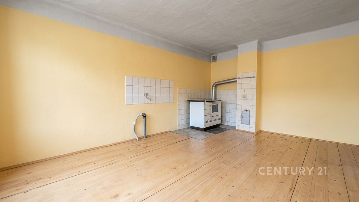Prodej rodinného domu 180 m², pozemek 381 m² – fotografie 5