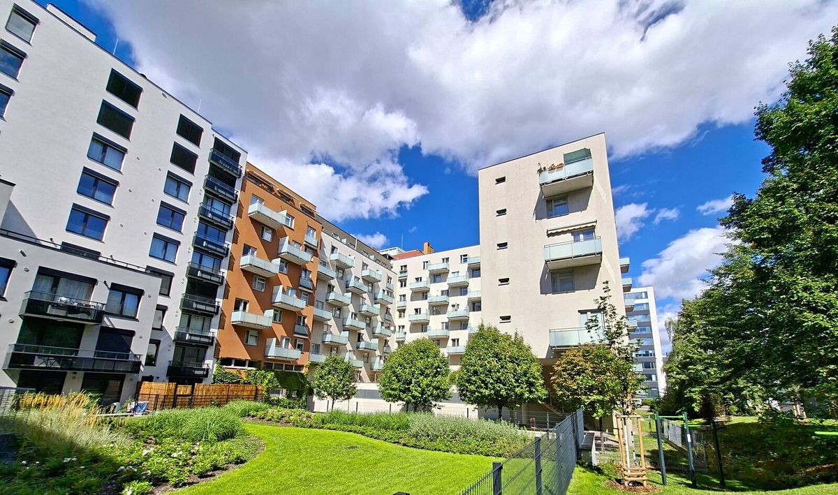 Pronájem bytu 1+kk 32 m²