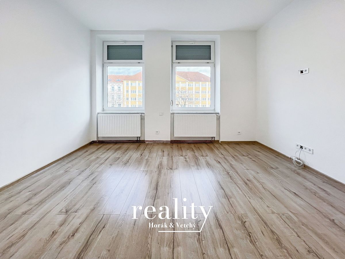 Pronájem bytu 2+kk 38 m²