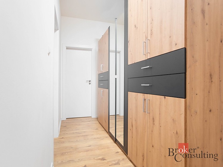 Prodej bytu 2+kk, 48 m² (7 z 13)