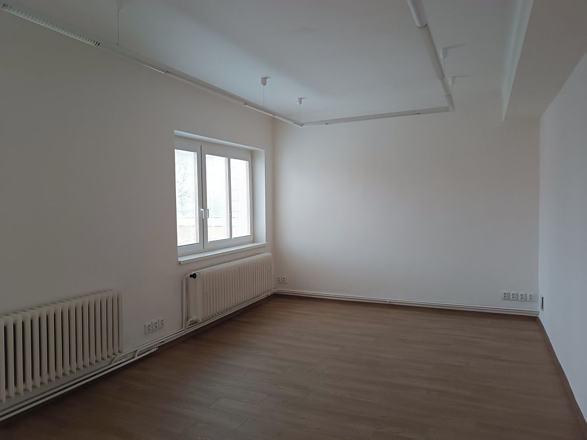 Pronájem bytu 3+1 94 m² – fotografie 2