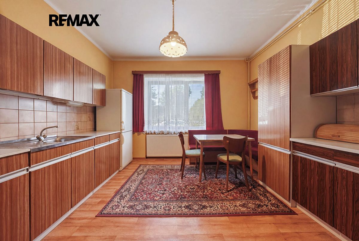 Prodej rodinného domu 160 m², pozemek 318 m² – fotografie 4
