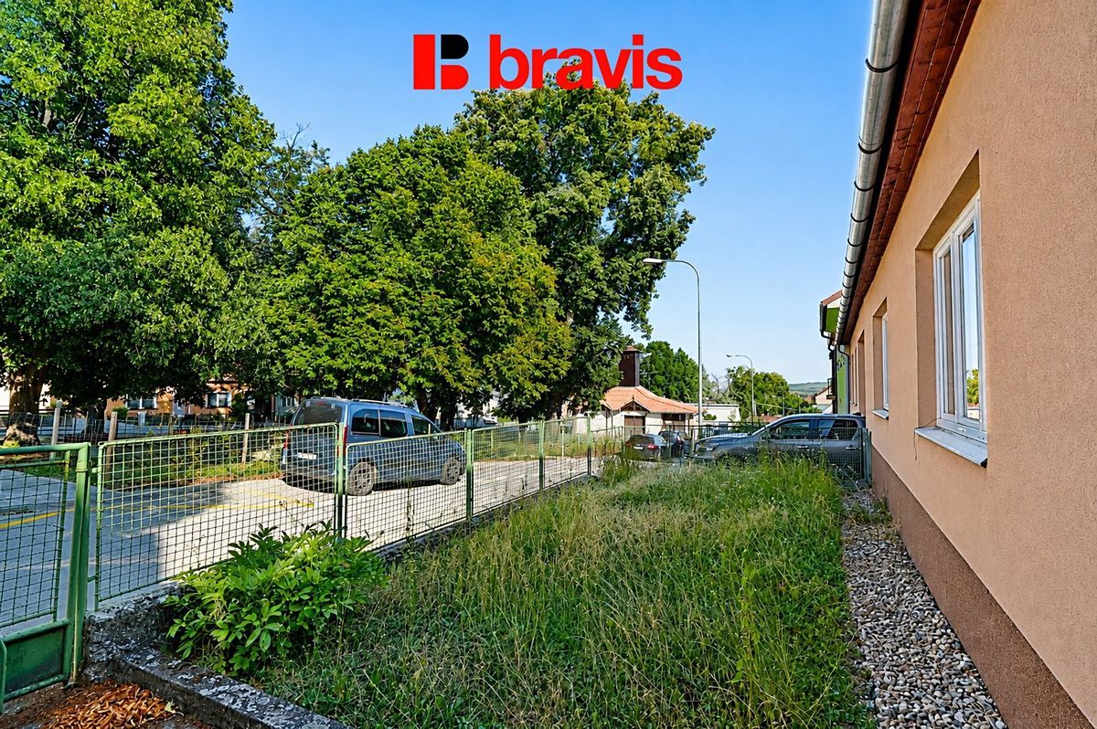Pronájem bytu 3+1 98 m² – fotografie 3