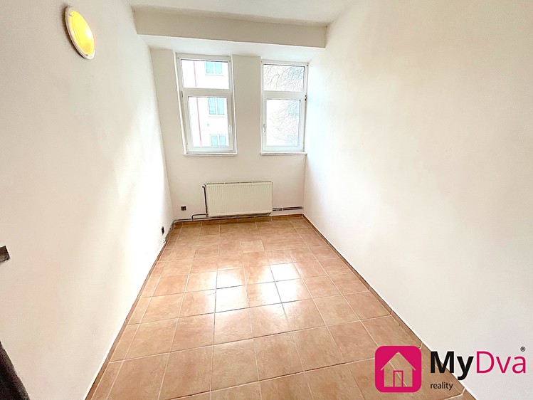Pronájem bytu 2+1, 50 m² (4 z 8)