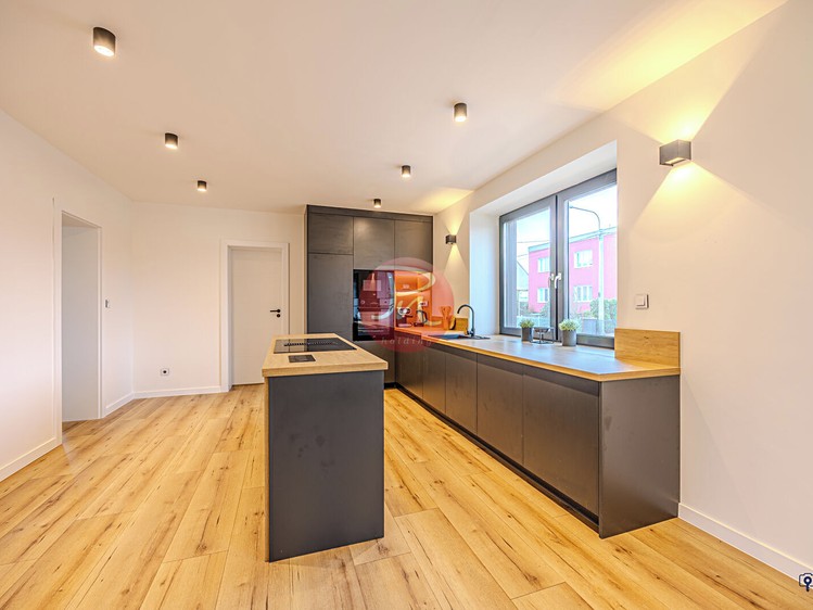 Haus zur Miete, 194 m² (5 von 25)