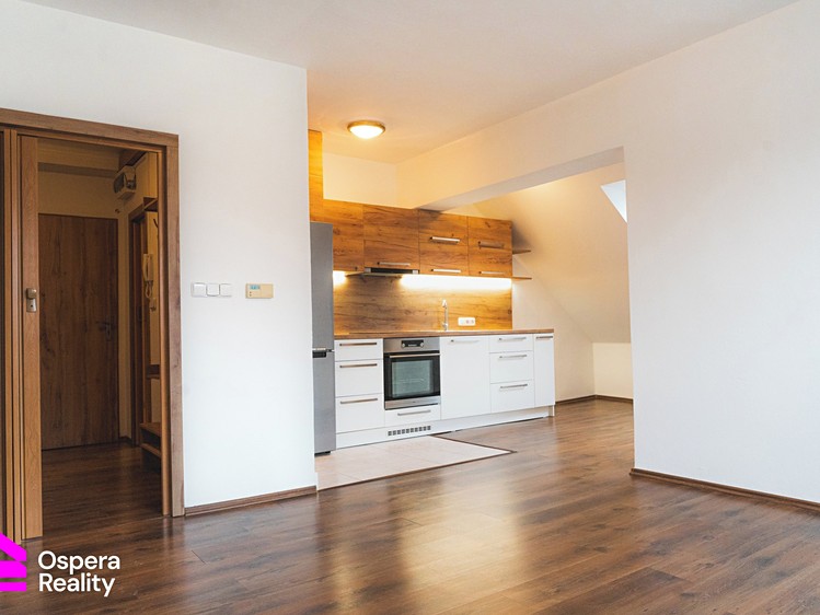 Квартира 2+kk на продаж, 57 м² (7 з 14)