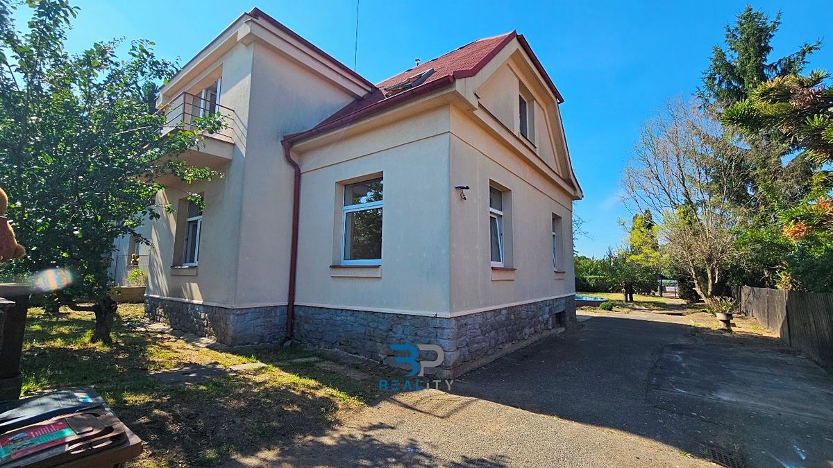 Prodej rodinného domu 158 m², pozemek 950 m²