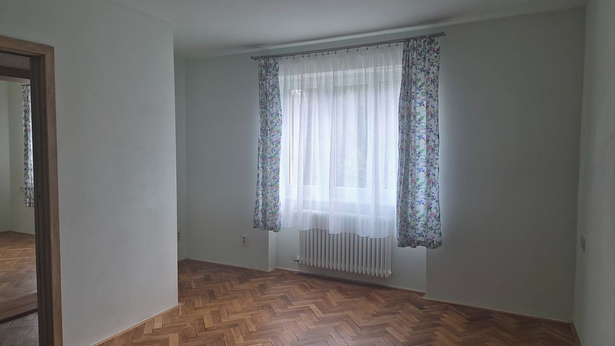 Pronájem bytu 3+kk 53 m² – fotografie 3