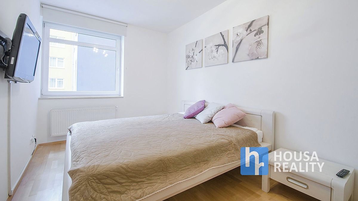 Pronájem bytu 2+kk 50 m² – fotografie 5