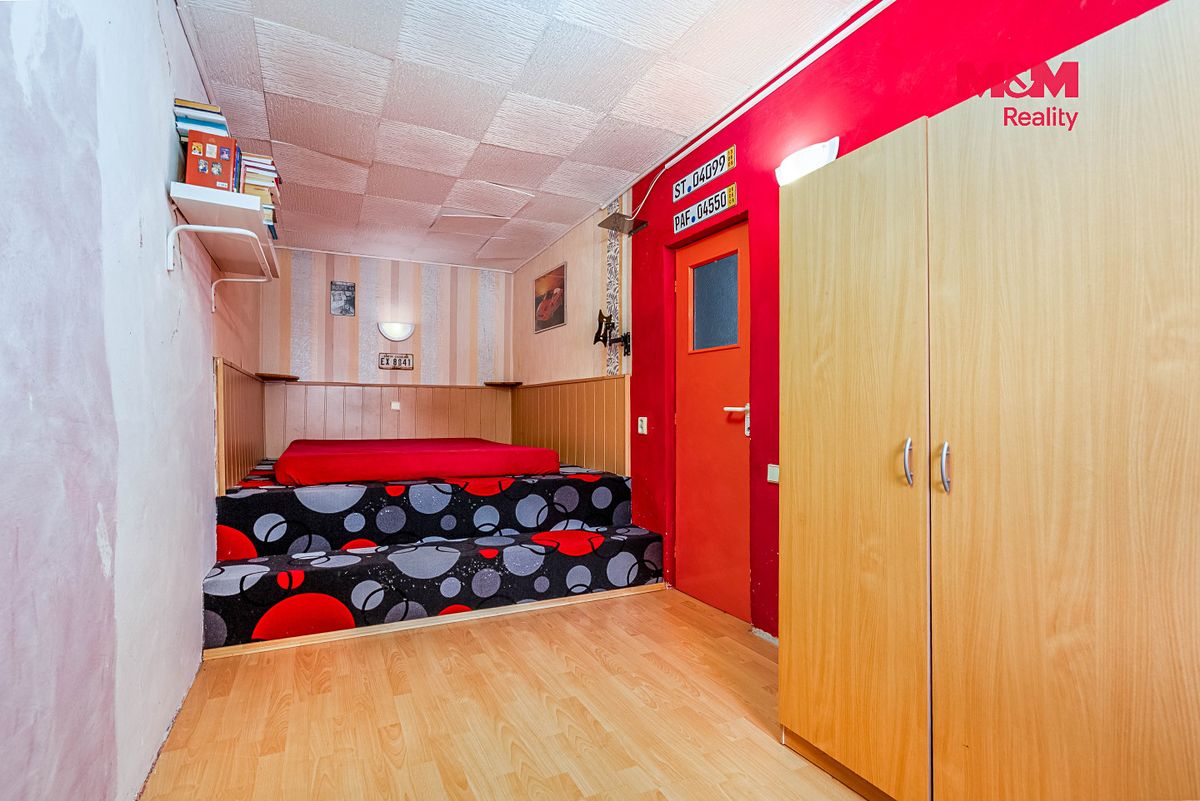 Prodej rodinného domu 150 m², pozemek 1135 m² – fotografie 5