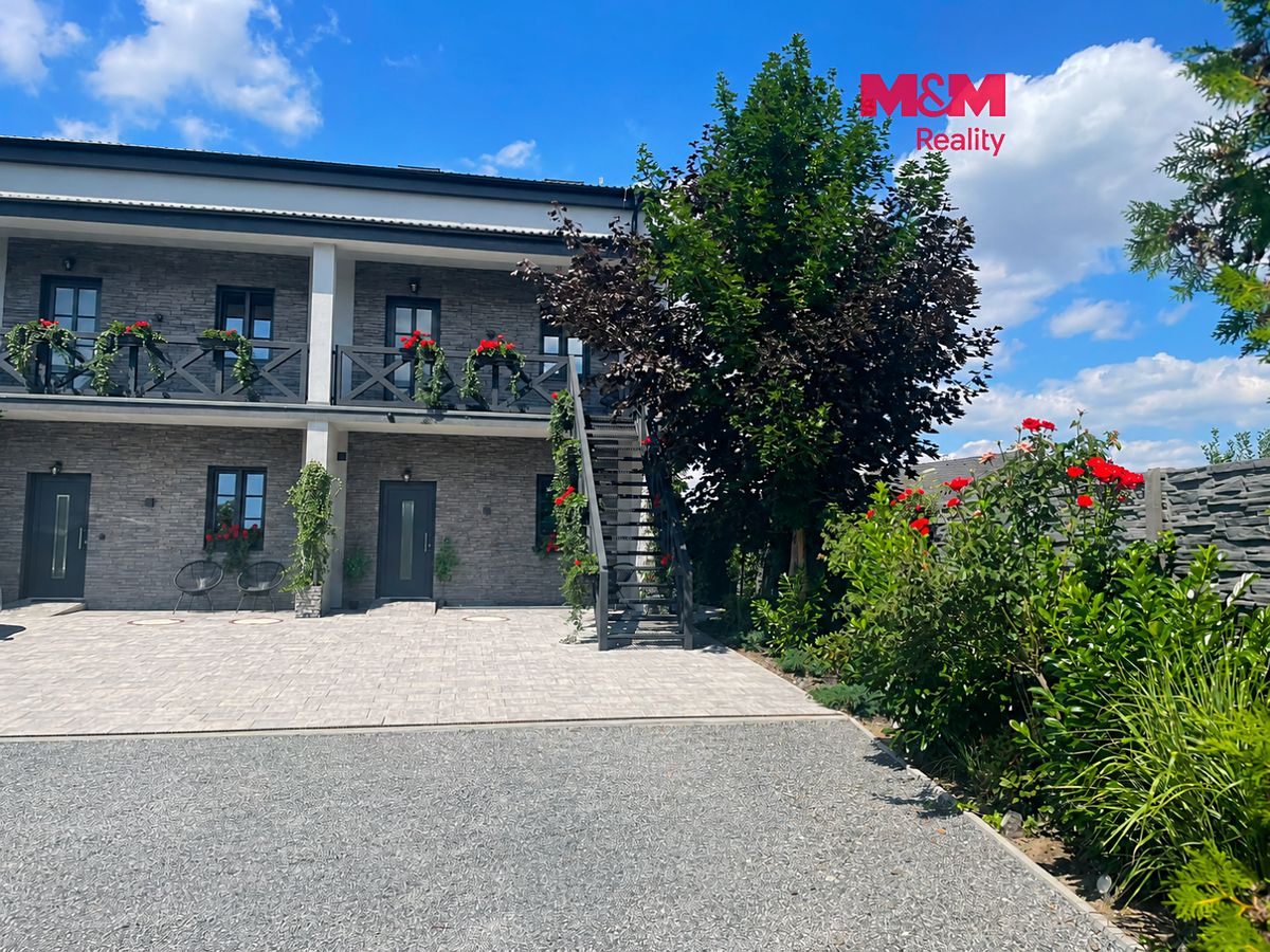 Pronájem bytu 3+kk 80 m²