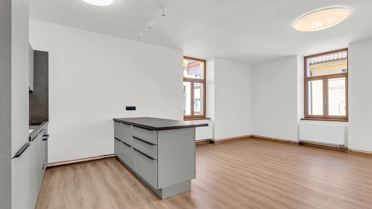 Pronájem bytu 3+kk 95 m² – fotografie 3