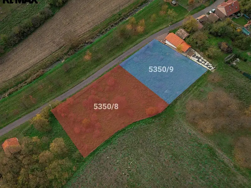 Prodej stavebního pozemku 2412 m², Novosedly – náhled fotky 3