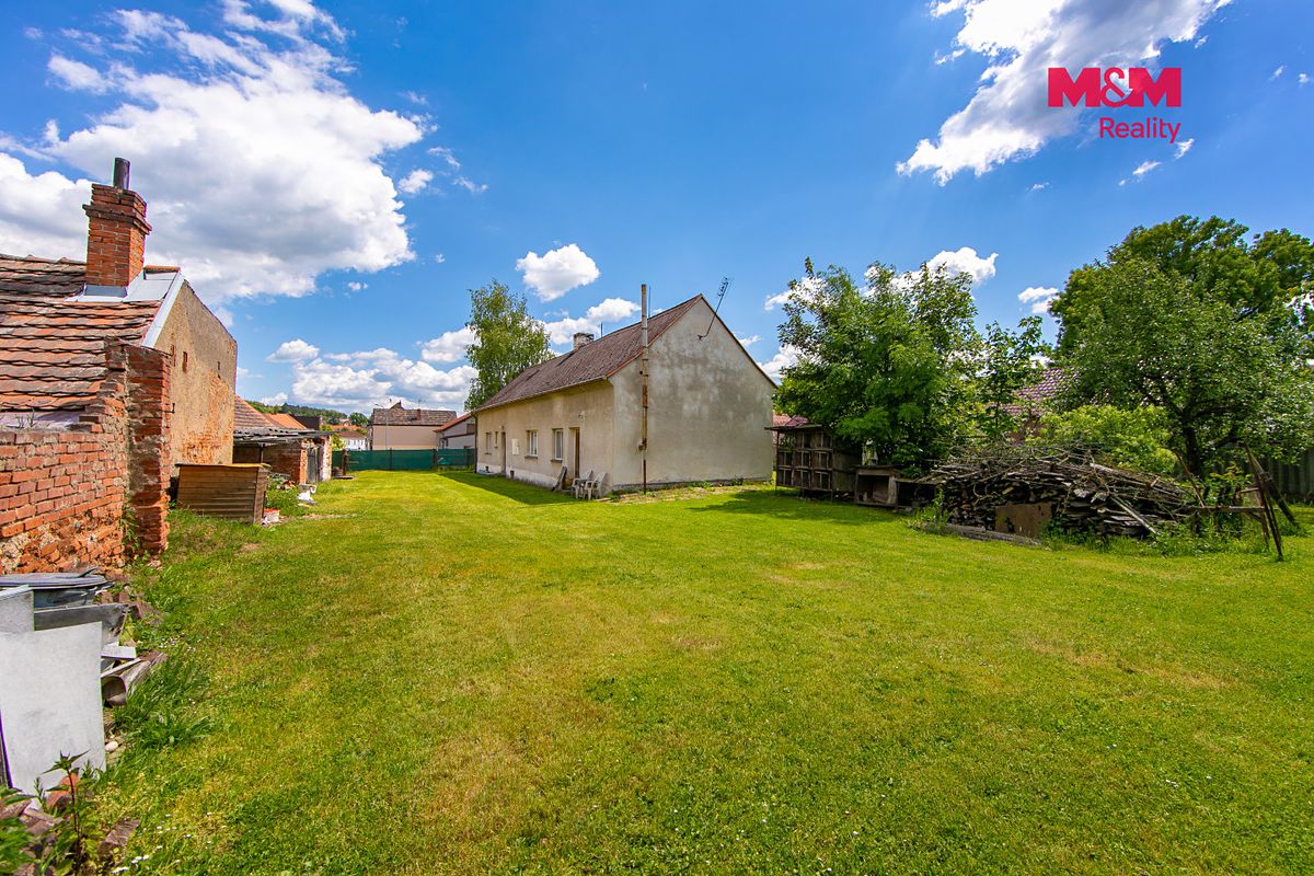 Prodej rodinného domu 130 m², pozemek 1620 m² – fotografie 3