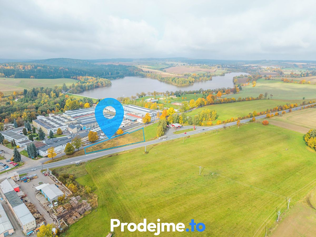 Prodej komerčního pozemku 2840 m² – fotografie 3