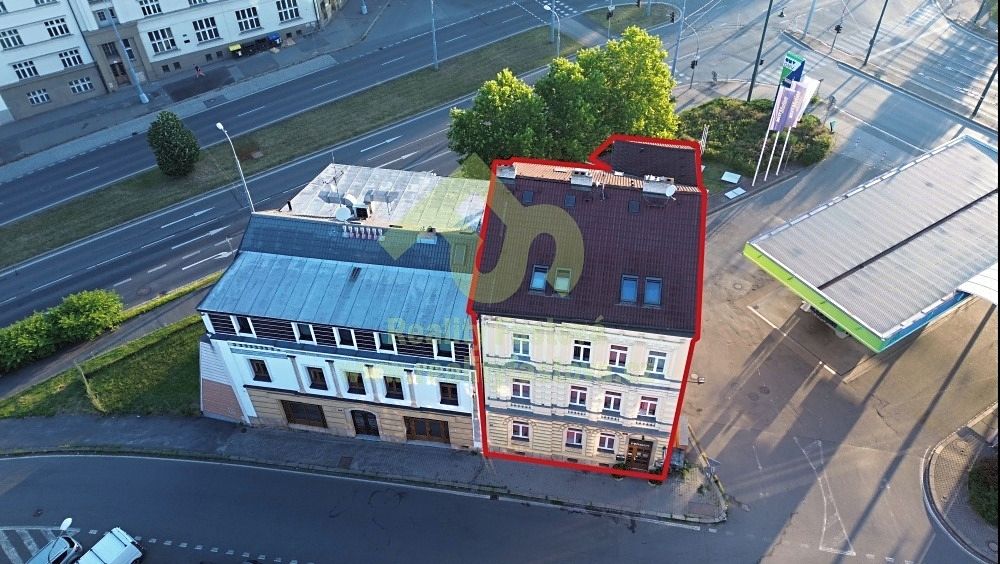 Prodej rodinného domu 776 m², pozemek 192 m² – fotografie 3