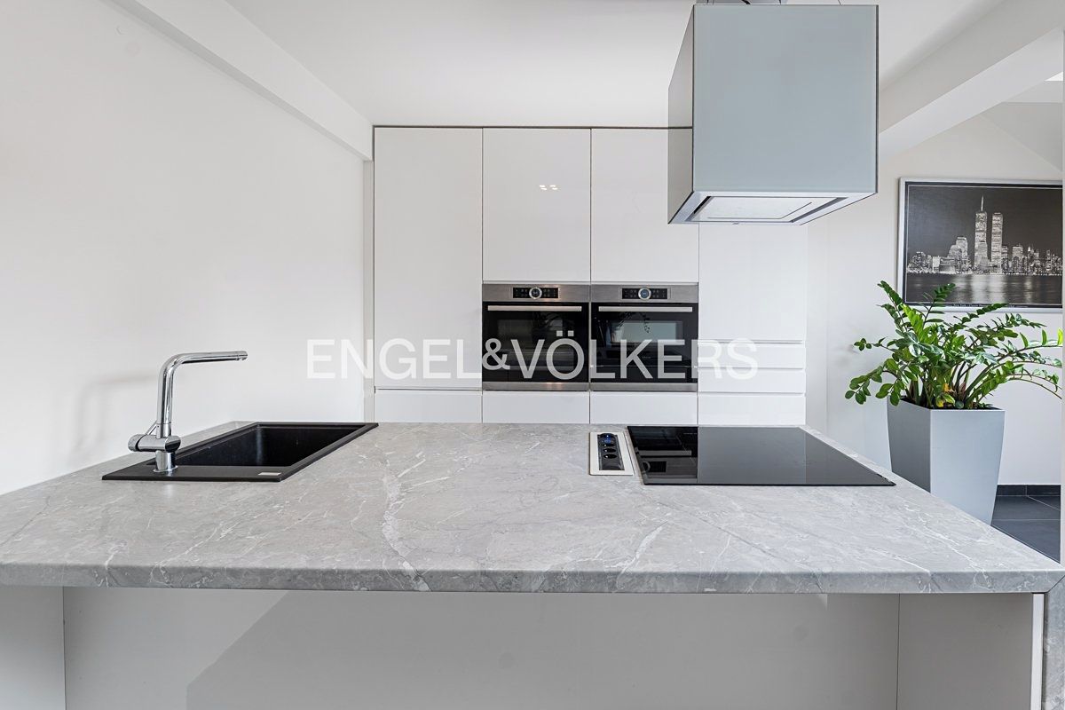 Pronájem bytu 2+kk 57 m² – fotografie 2