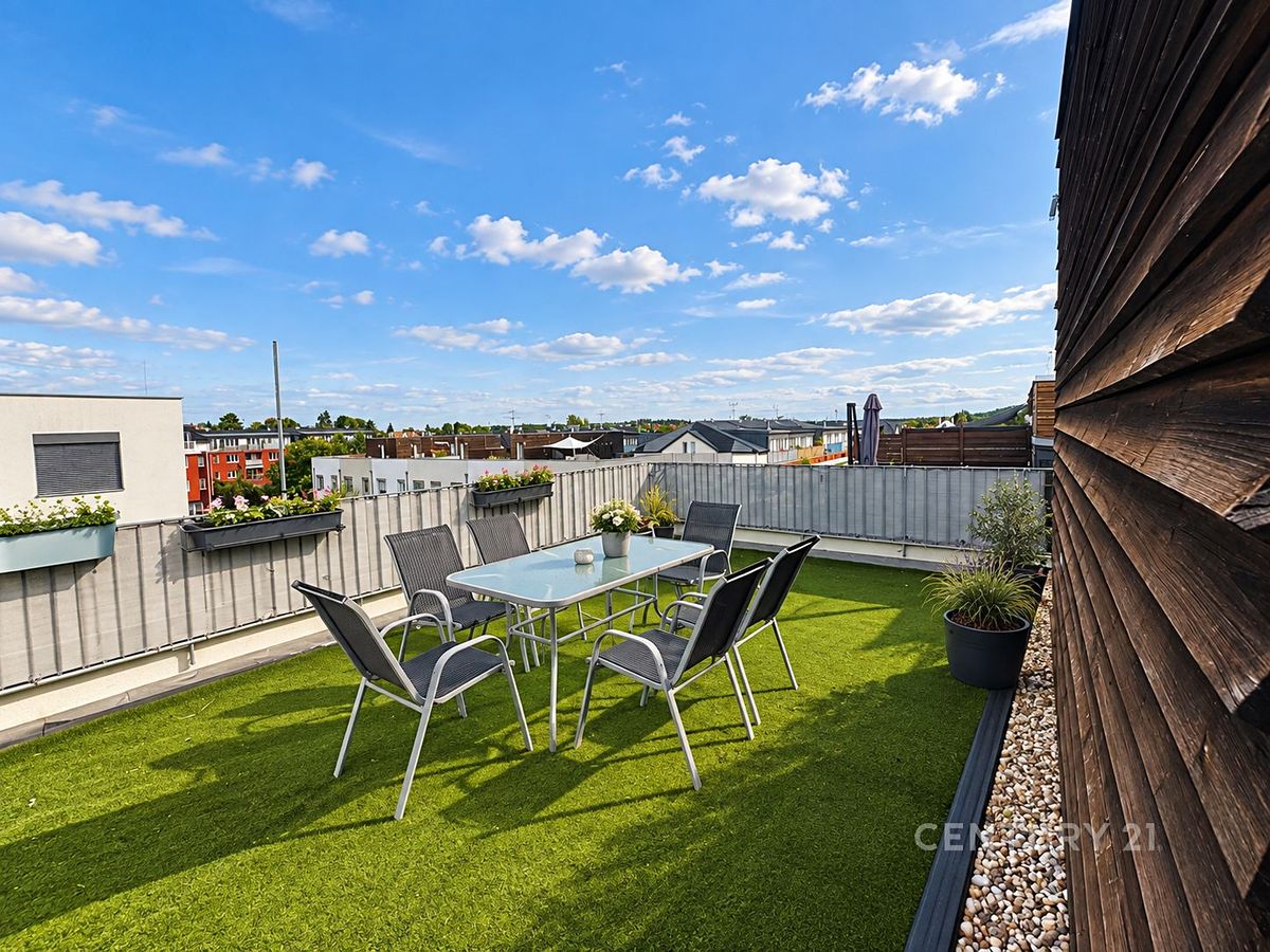 Pronájem bytu atypický 41 m² – fotografie 3
