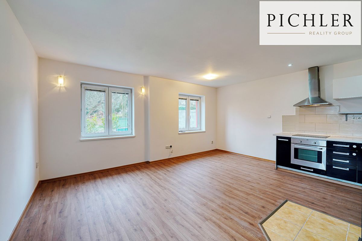 Prodej rodinného domu 61 m², pozemek 306 m² – fotografie 3