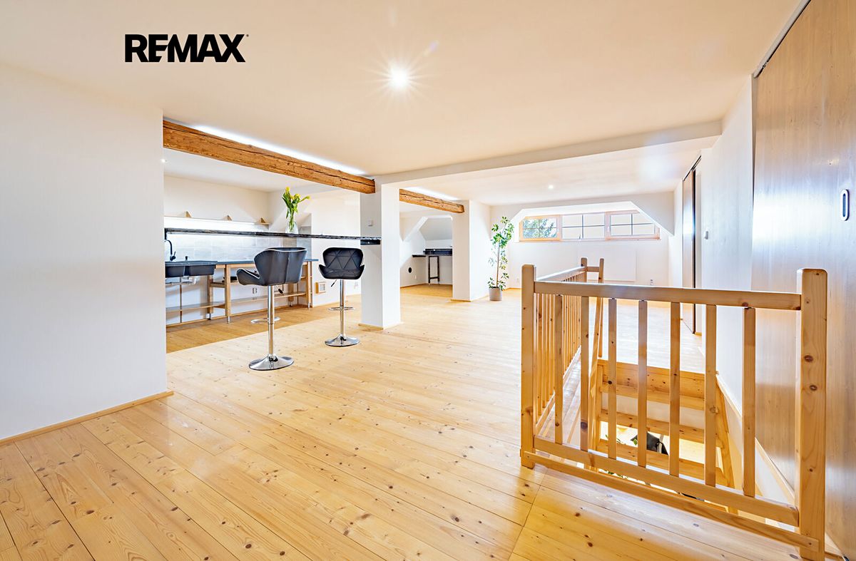 Prodej chalupy 322 m², pozemek 180 m² – fotografie 2