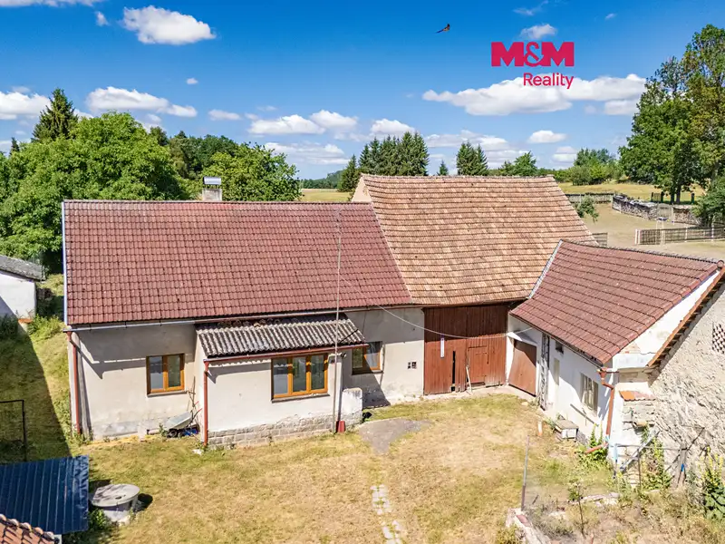 Prodej rodinného domu 85 m², pozemek 5365 m², Nezdřev – náhled fotky 1