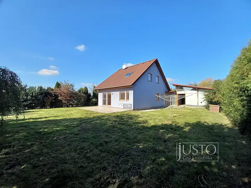 Prodej rodinného domu 207 m², pozemek 1292 m², Písek – náhled fotky 2