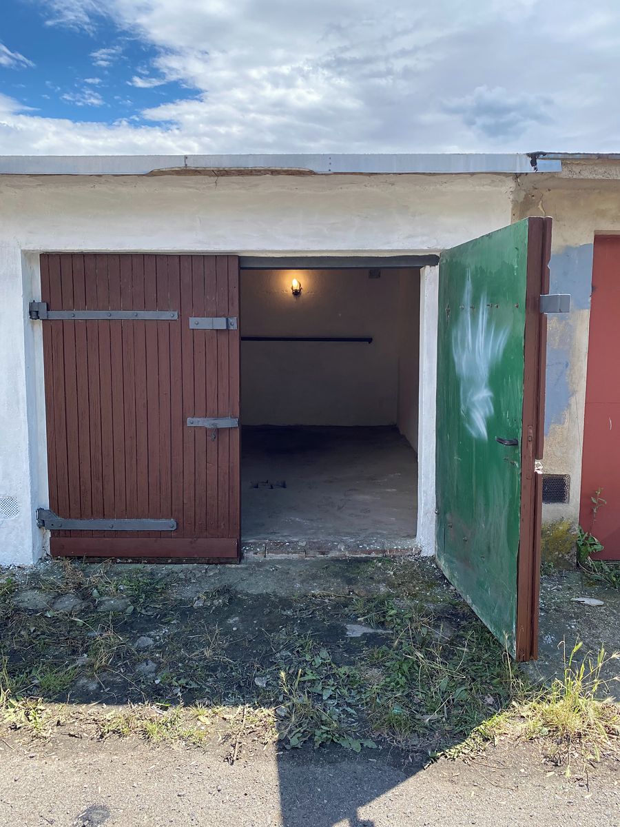 Pronájem garáže 21 m² – fotografie 3