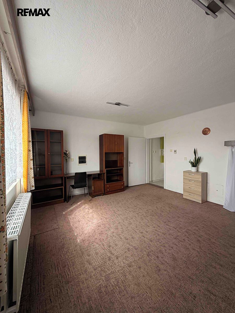 Pronájem bytu 2+1 67 m² – fotografie 4
