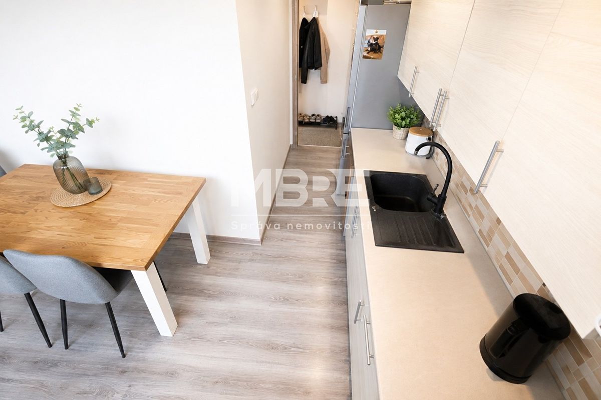 Pronájem bytu 3+1 70 m² – fotografie 3