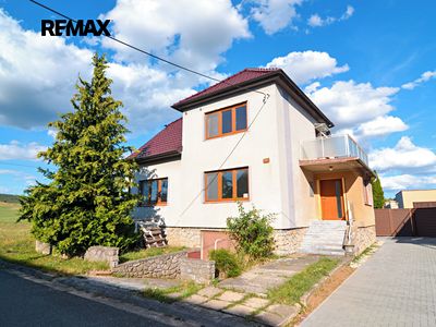 Prodej rodinného domu 240 m², pozemek 425 m²