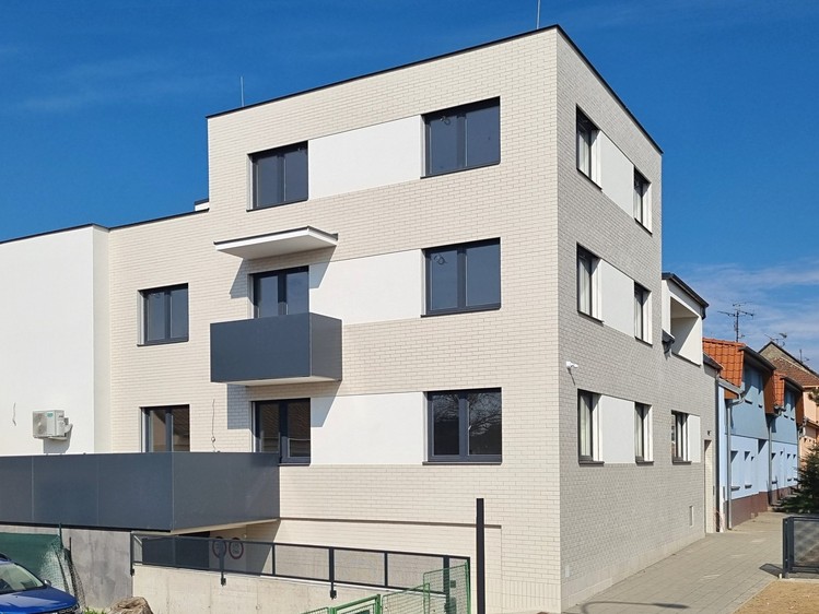Квартира 4+kk на продаж, 108 м² (1 з 30)
