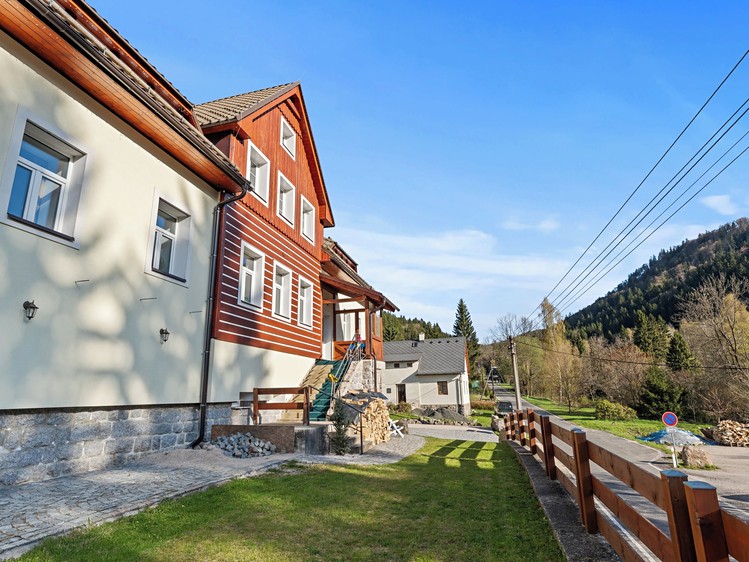 Комерційне приміщення на продаж, 978 м² (25 з 29)