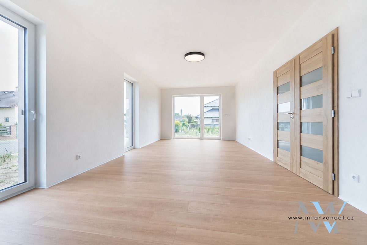 Prodej rodinného domu 110 m², pozemek 255 m² – fotografie 3