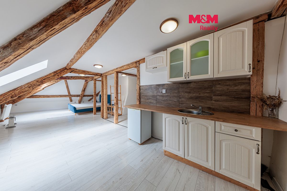 Prodej činžovního domu 327 m²