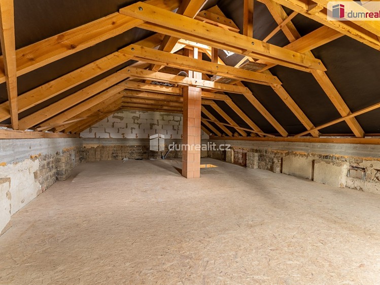 Prodej domu, 80 m² (21 z 38)