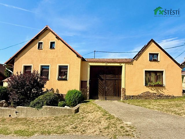 Prodej rodinného domu 536 m², pozemek 807 m²