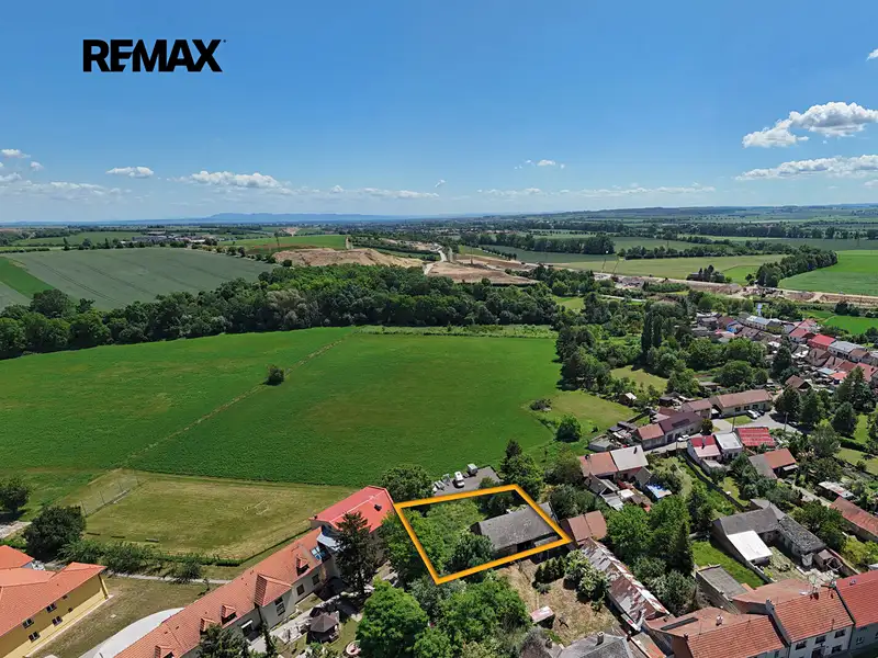 Prodej stavebního pozemku 1100 m², Víceměřice – náhled fotky 3