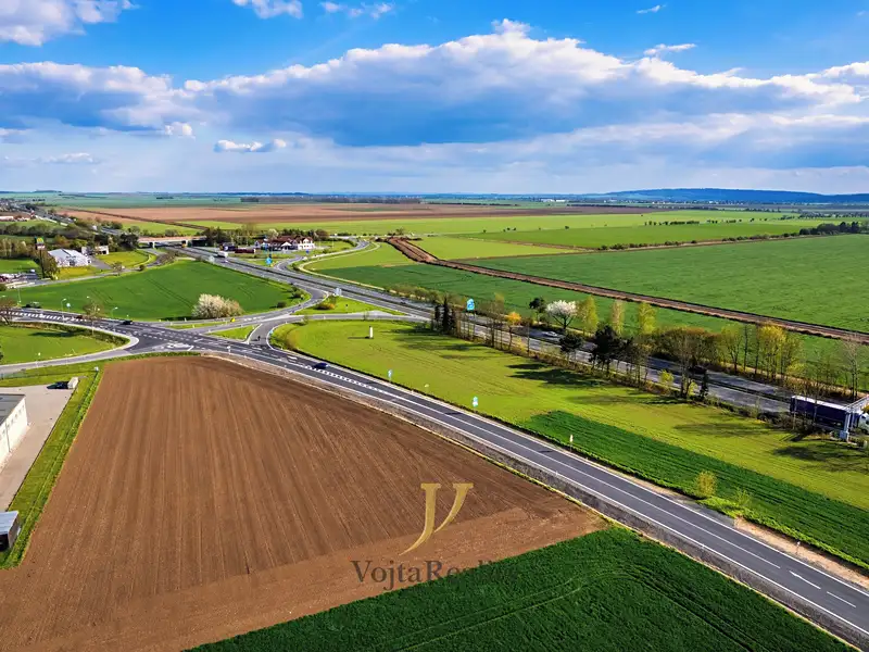 Prodej komerčního pozemku 5727 m², Litovel – náhled fotky 3