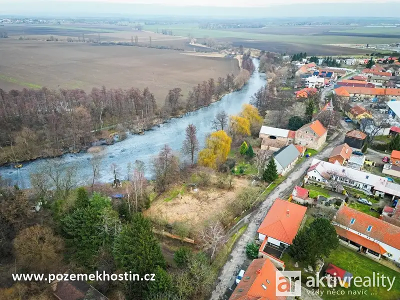 Prodej stavebního pozemku 880 m², Hostín u Vojkovic – náhled fotky 3