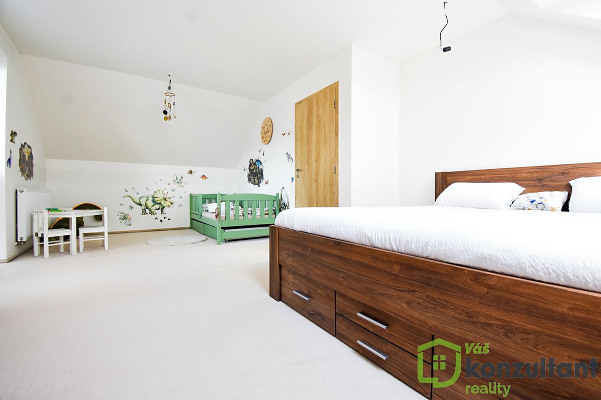 Prodej rodinného domu 155 m², pozemek 1970 m² – fotografie 4