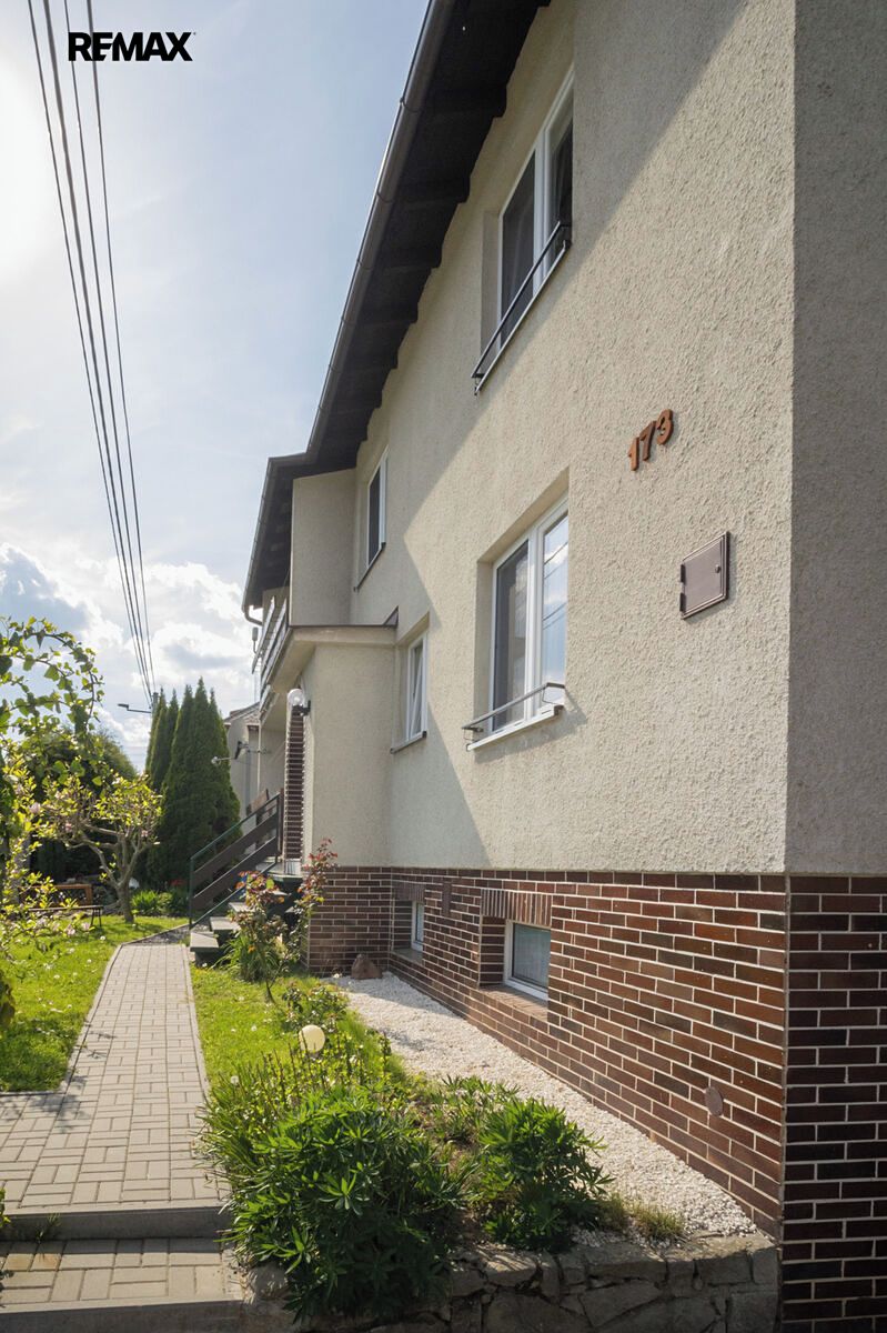 Prodej vícegeneračního domu 291 m², pozemek 1086 m² – fotografie 5