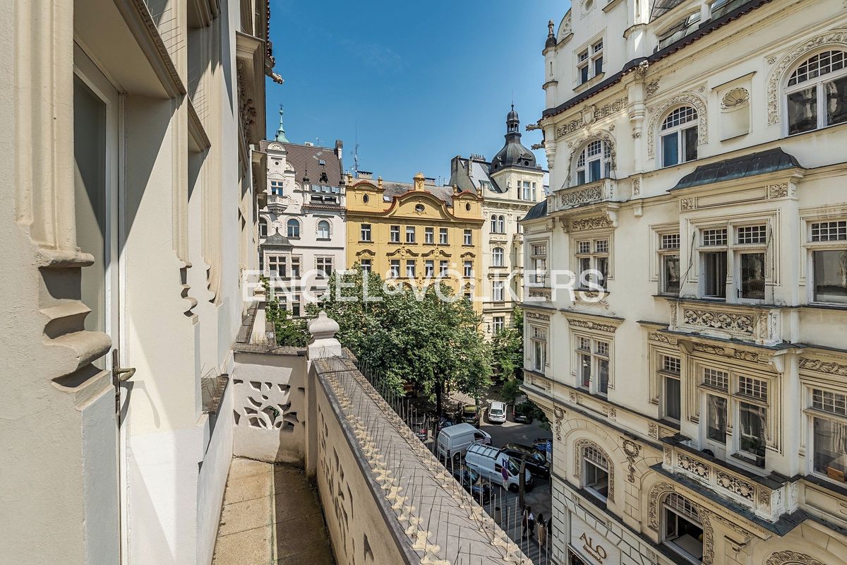 Pronájem bytu 3+1 138 m² – fotografie 3